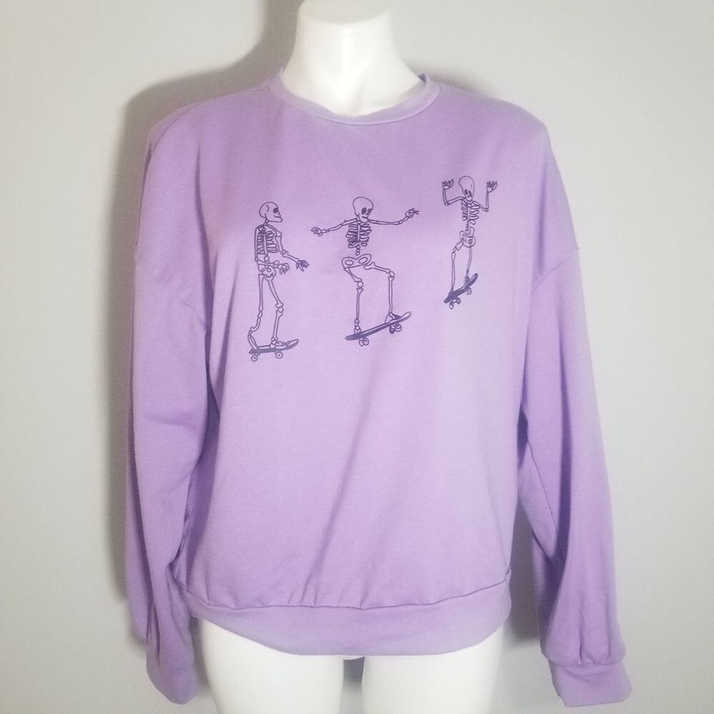 Shein Light Purple Skateboarding Skeletons Sweatshirt Women’s Size 12